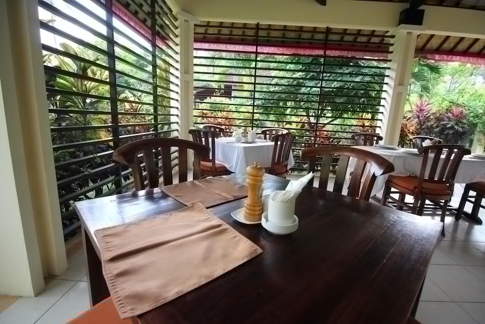 Rossa Garden Hotel Candi Dasa  Exterior photo