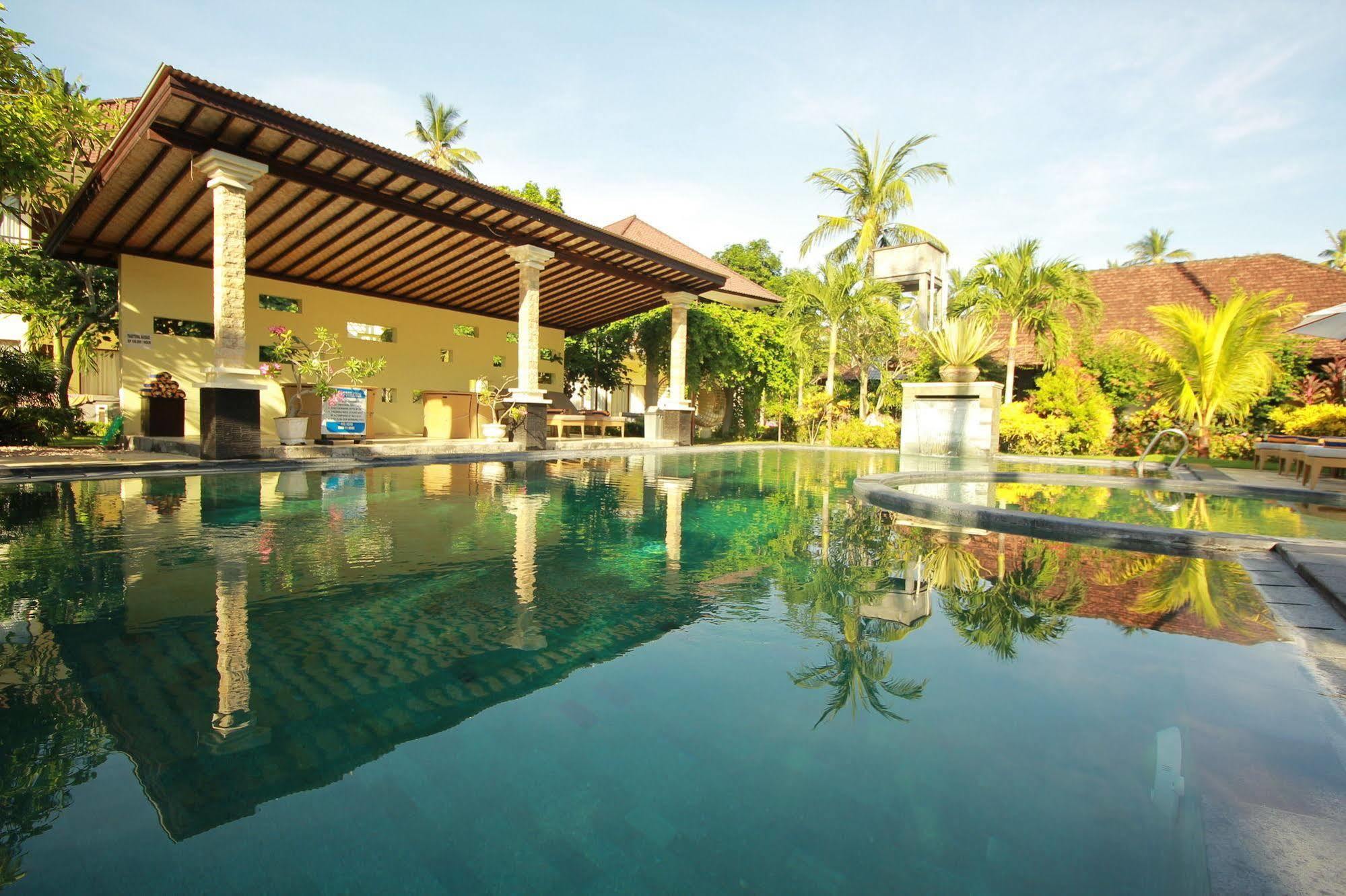 Rossa Garden Hotel Candi Dasa  Exterior photo